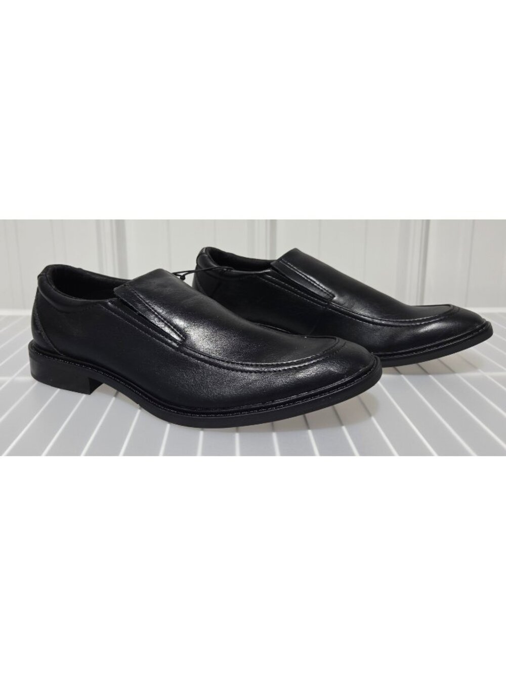 Goodfellow Toby Black Faux Leather Side Elastic Classic Dress Shoes -- Men's 9.5